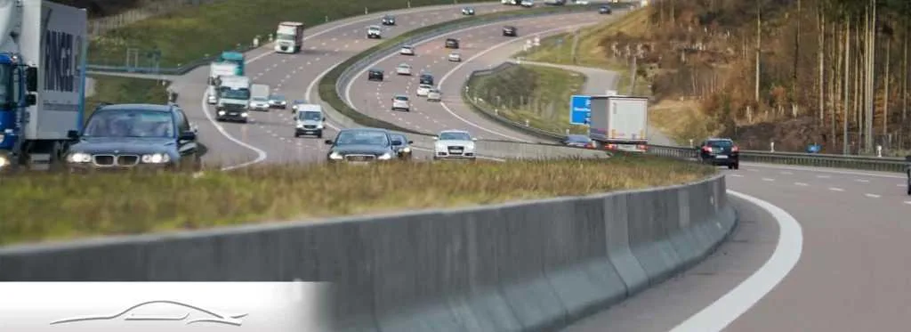 Illustration for the article "Safety on German motorways: collecting your car from Germany"