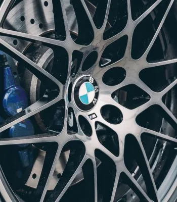 Illustration for the article "BMW M4 Competition Package review"