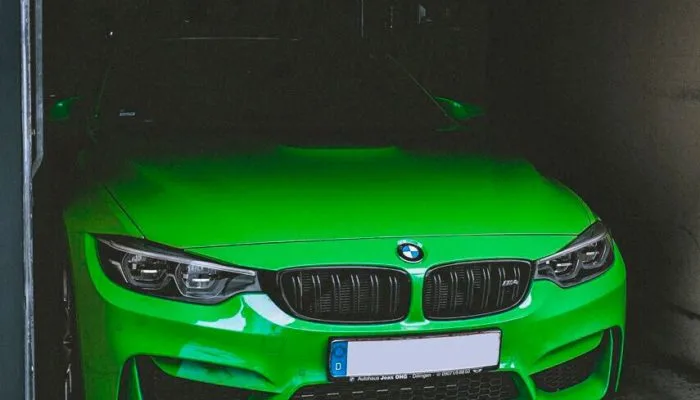 Illustration for the article "BMW M4 Competition Package review"