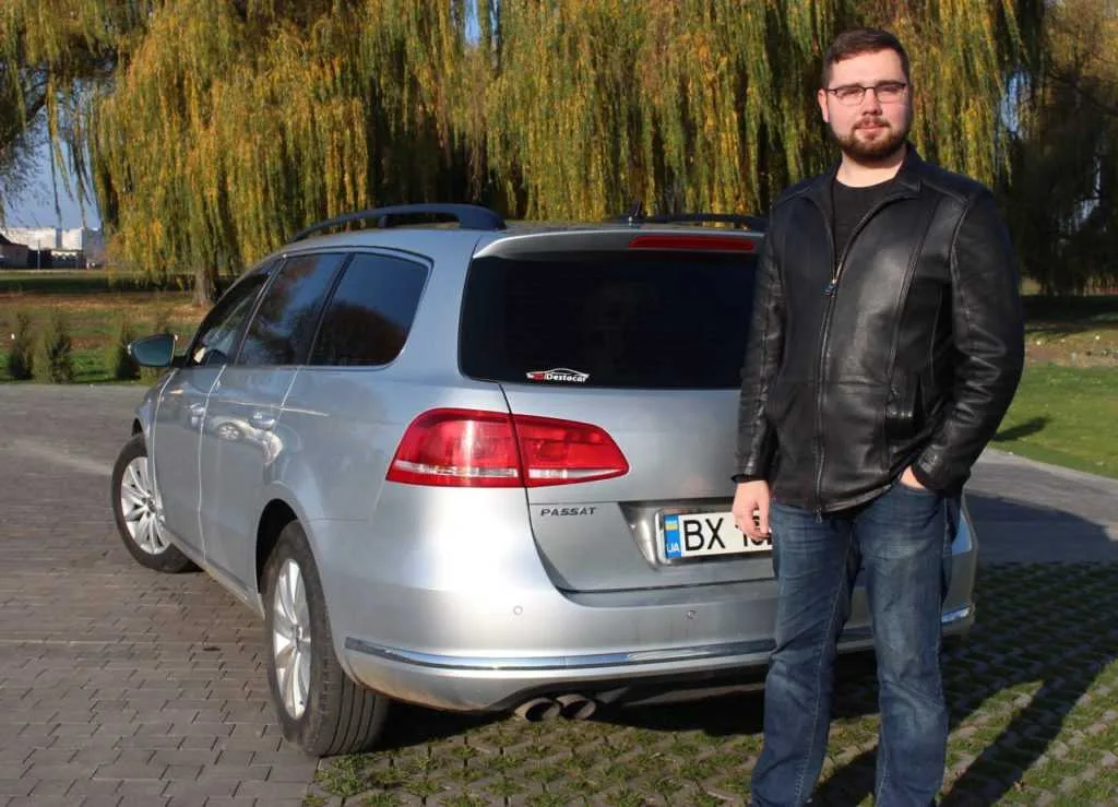Illustration for the article "Customer review: buying a 2014 VW Passat"