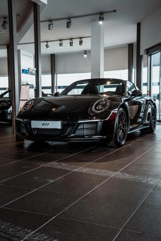 Illustration for the article "Porsche 911 992 2019"