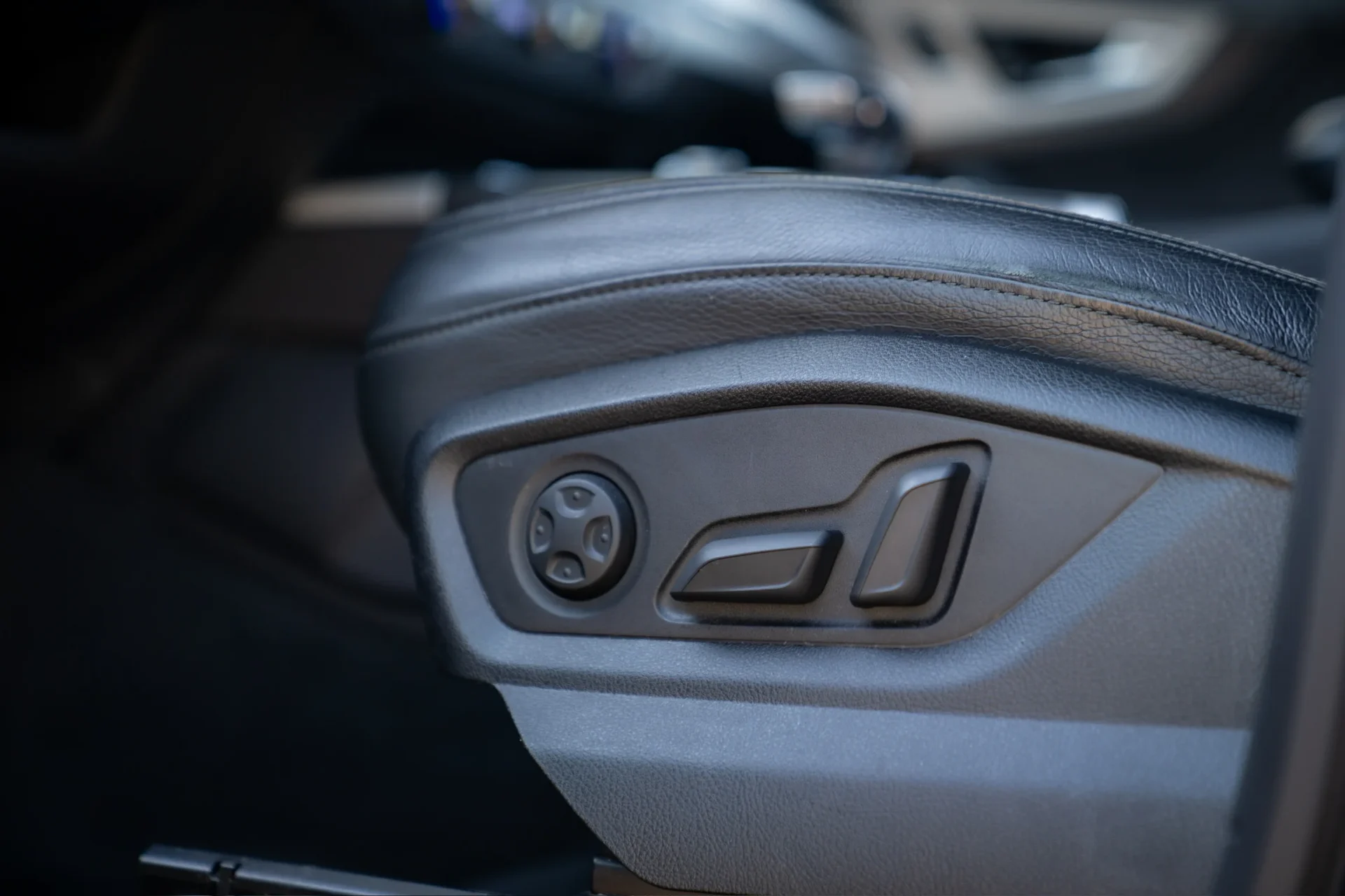 Audi Q7 3.0 TDI quattro · 7 seats · Matrix LED · 12