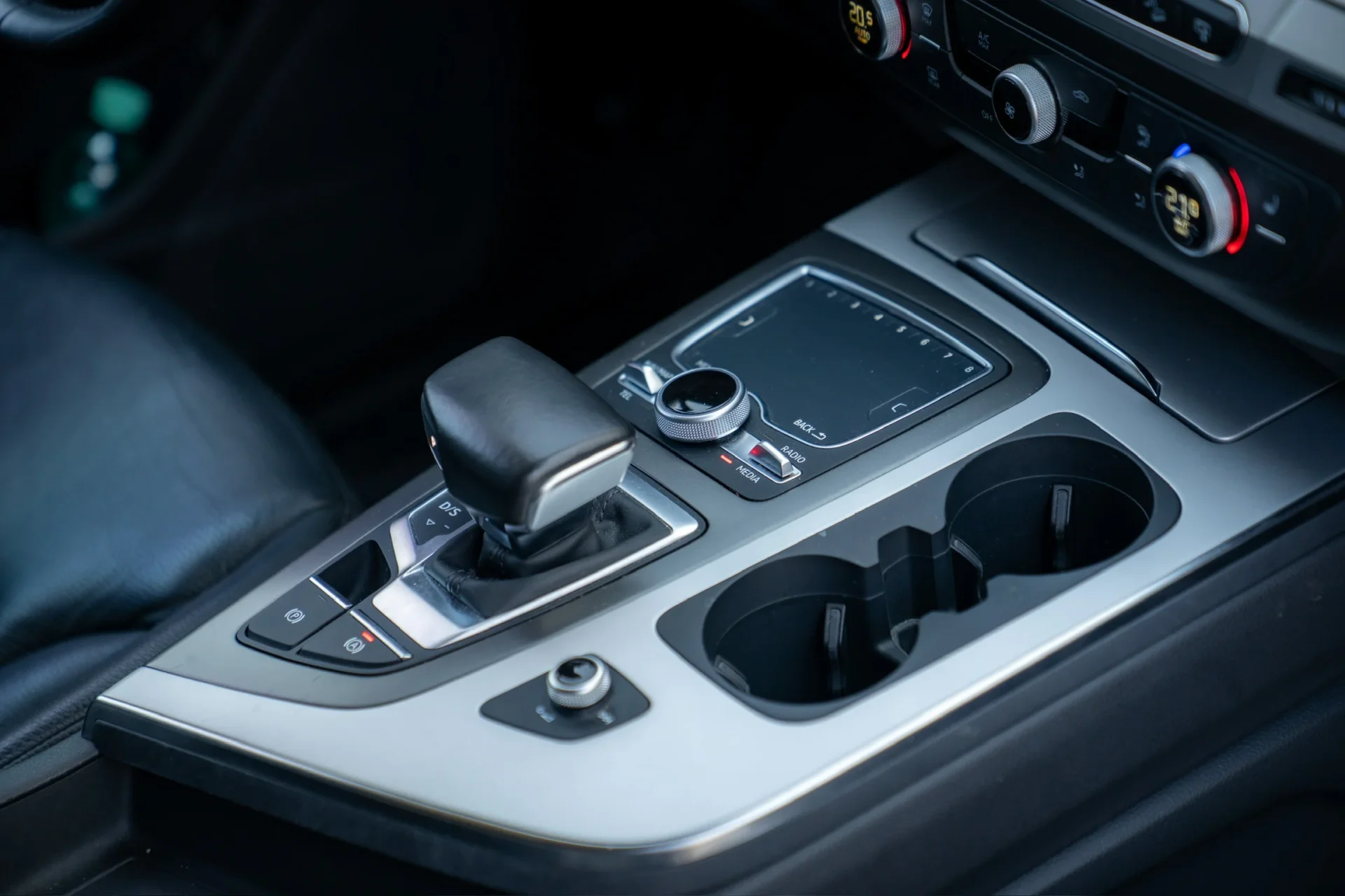 Audi Q7 3.0 TDI quattro · 7 seats · Matrix LED · 20