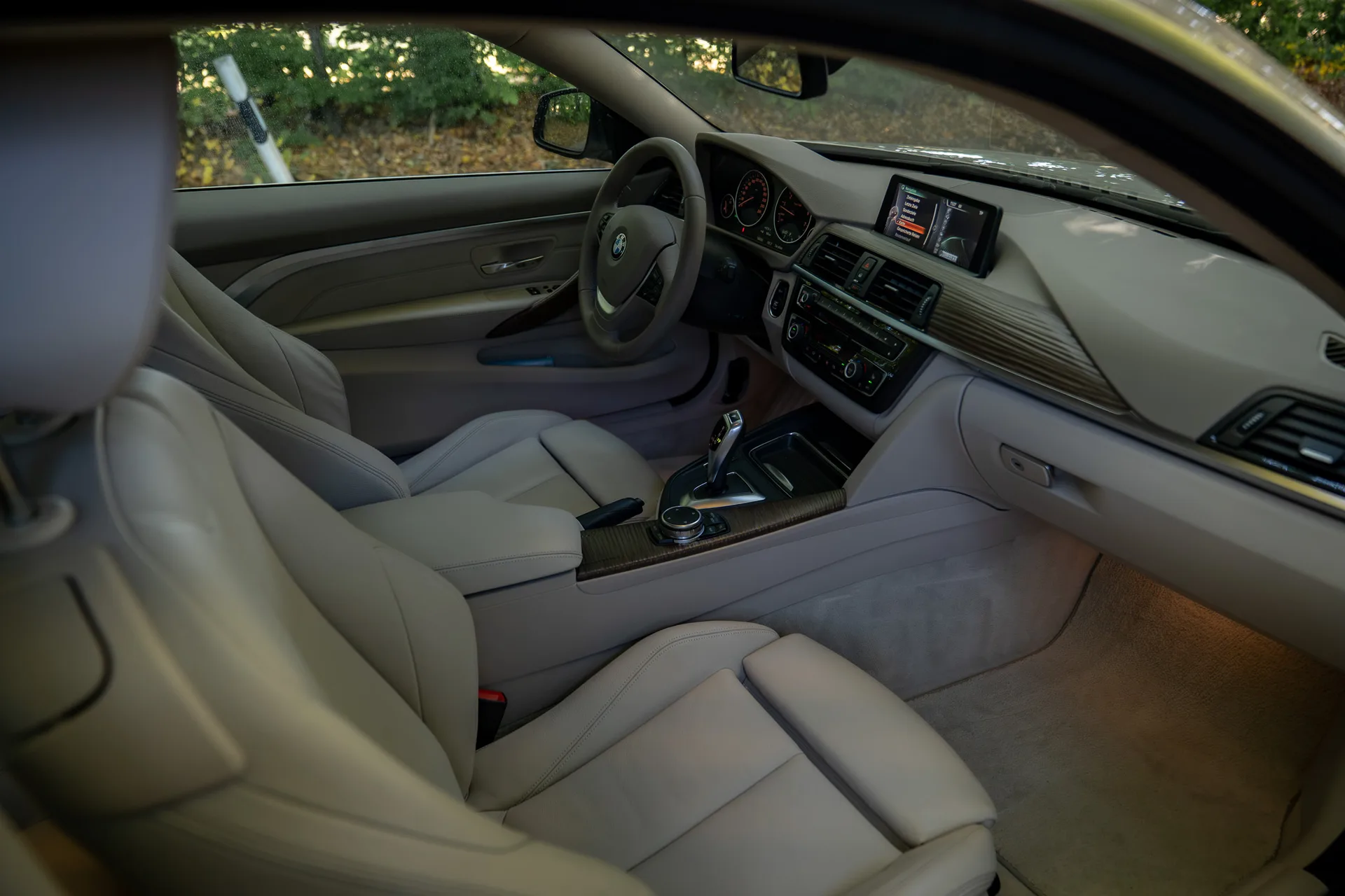 BMW 428i xDrive Coupé Modern Line · one owner · 245 hp · Steptronic · new HU at handover · new front differential · 21
