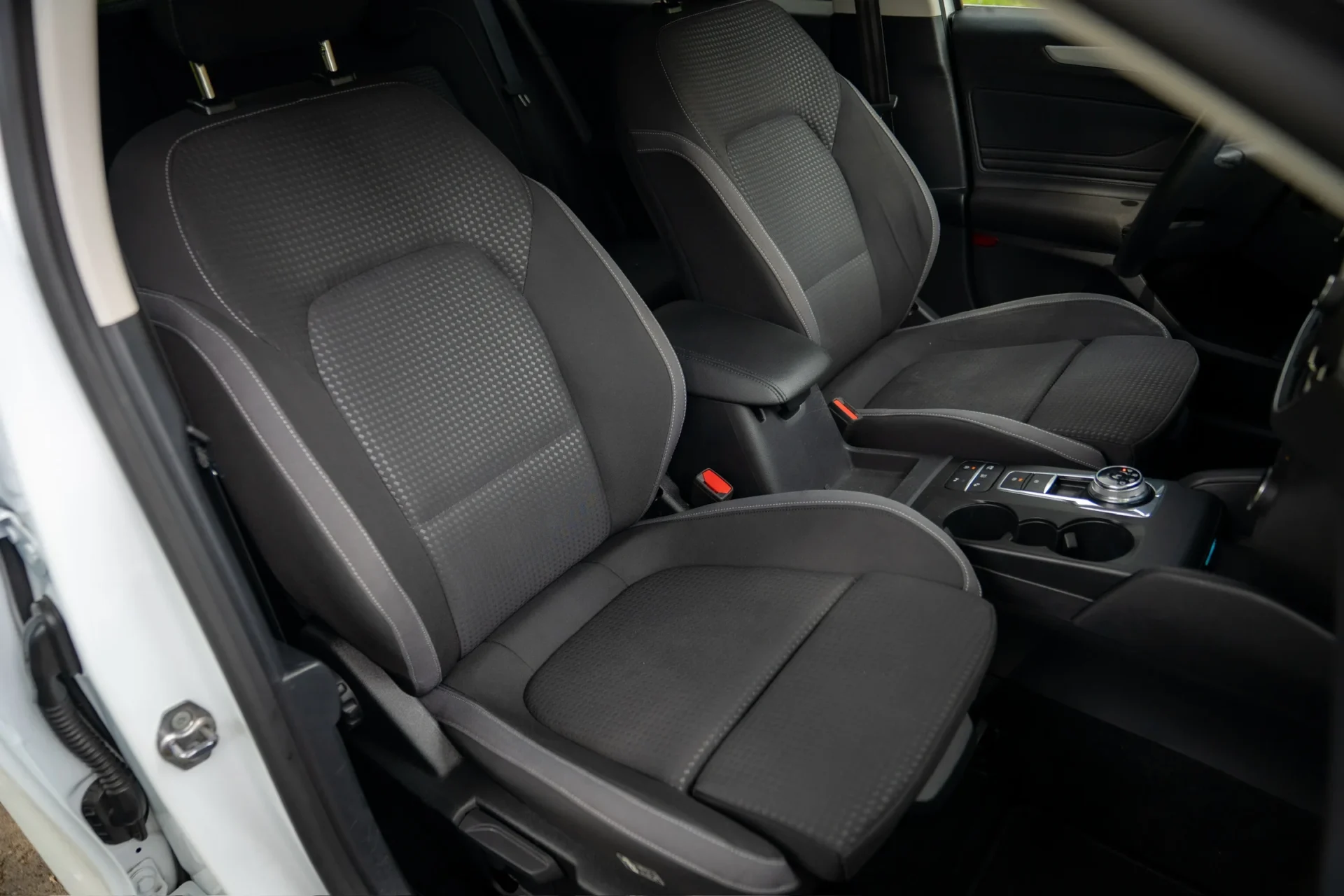 Ford Focus универсал Cool & Connect 1.5 EcoBlue AT8 · ACC · Бесключевой доступ · LED · 34