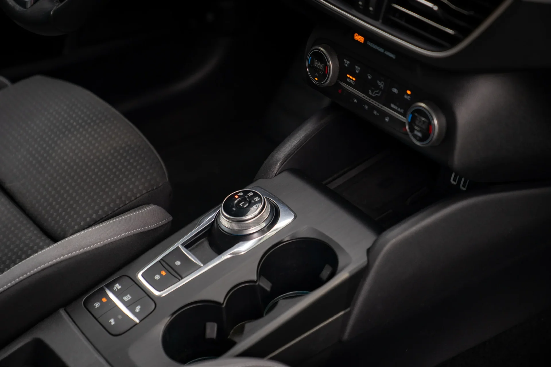 Ford Focus универсал Cool & Connect 1.5 EcoBlue AT8 · ACC · Бесключевой доступ · LED · 35
