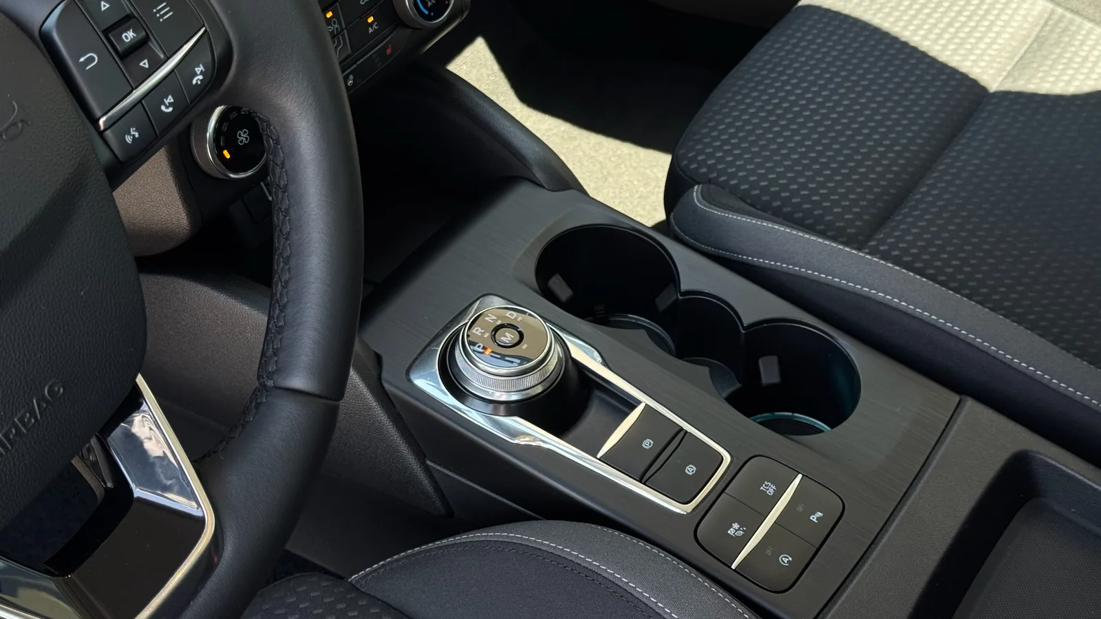 Ford Focus Estate Cool & Connect 1.5 EcoBlue AT8 · ACC · Navigation · Tow Bar · 11
