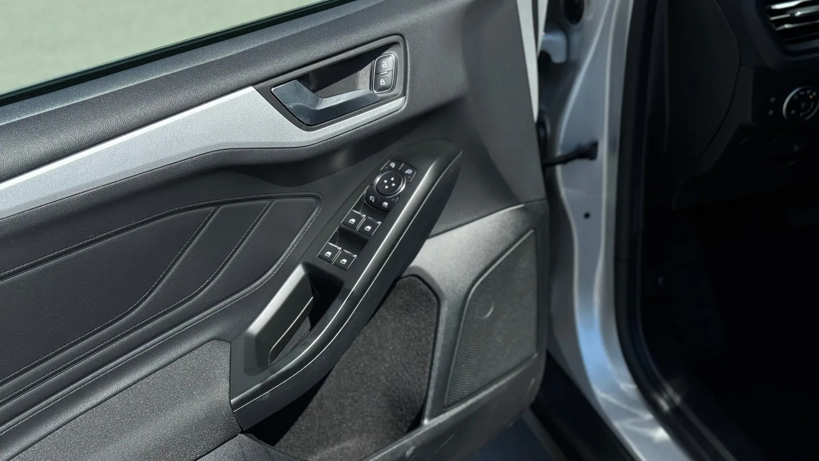 Ford Focus Estate Cool & Connect 1.5 EcoBlue AT8 · ACC · Navigation · Tow Bar · 14