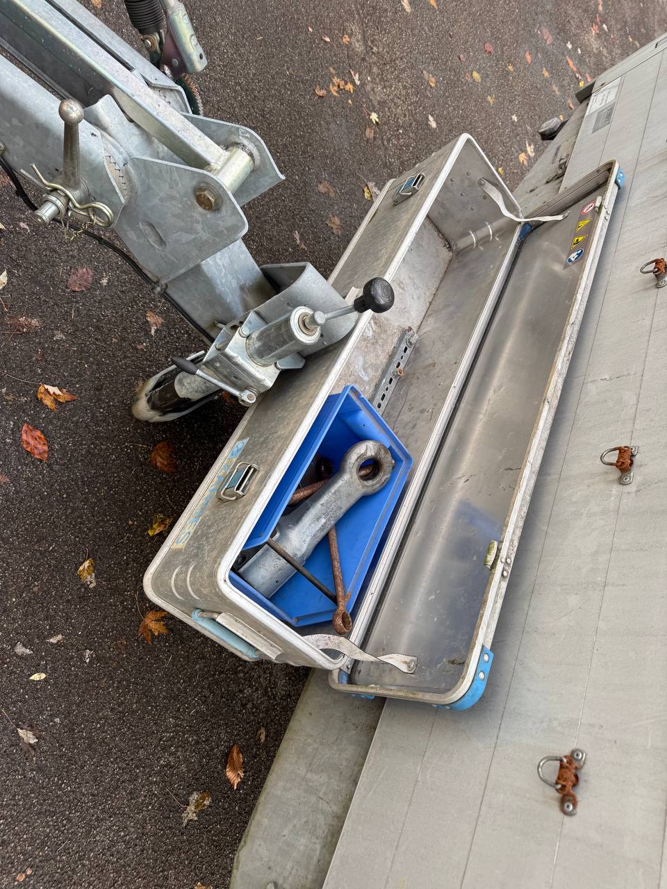 Humbaur HT35 · 3,500 kg · Tandem-axle trailer · 11