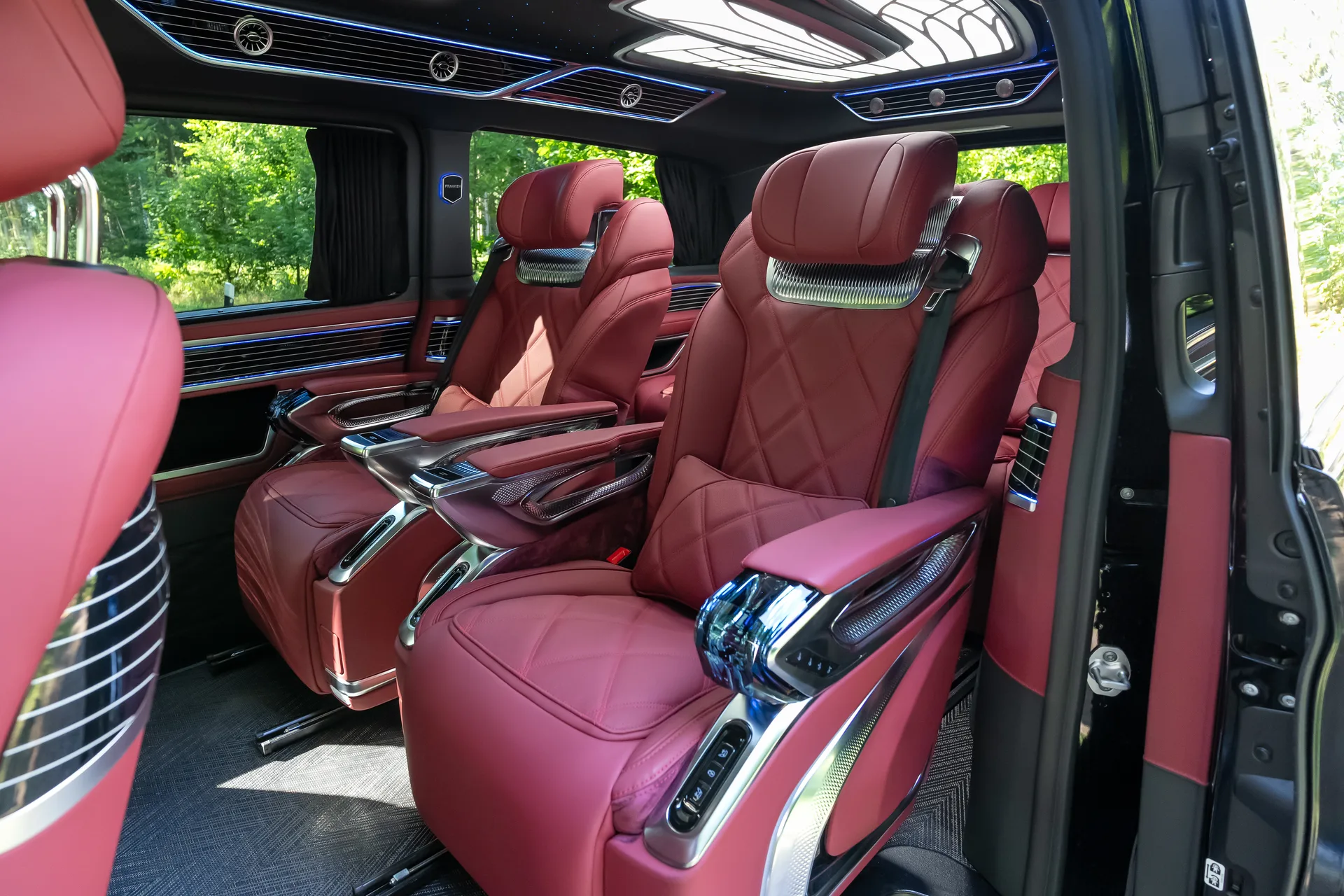 Mercedes-Benz V 300 d 4MATIC Crystal Edition Bordo by Franken Autodesign · 11