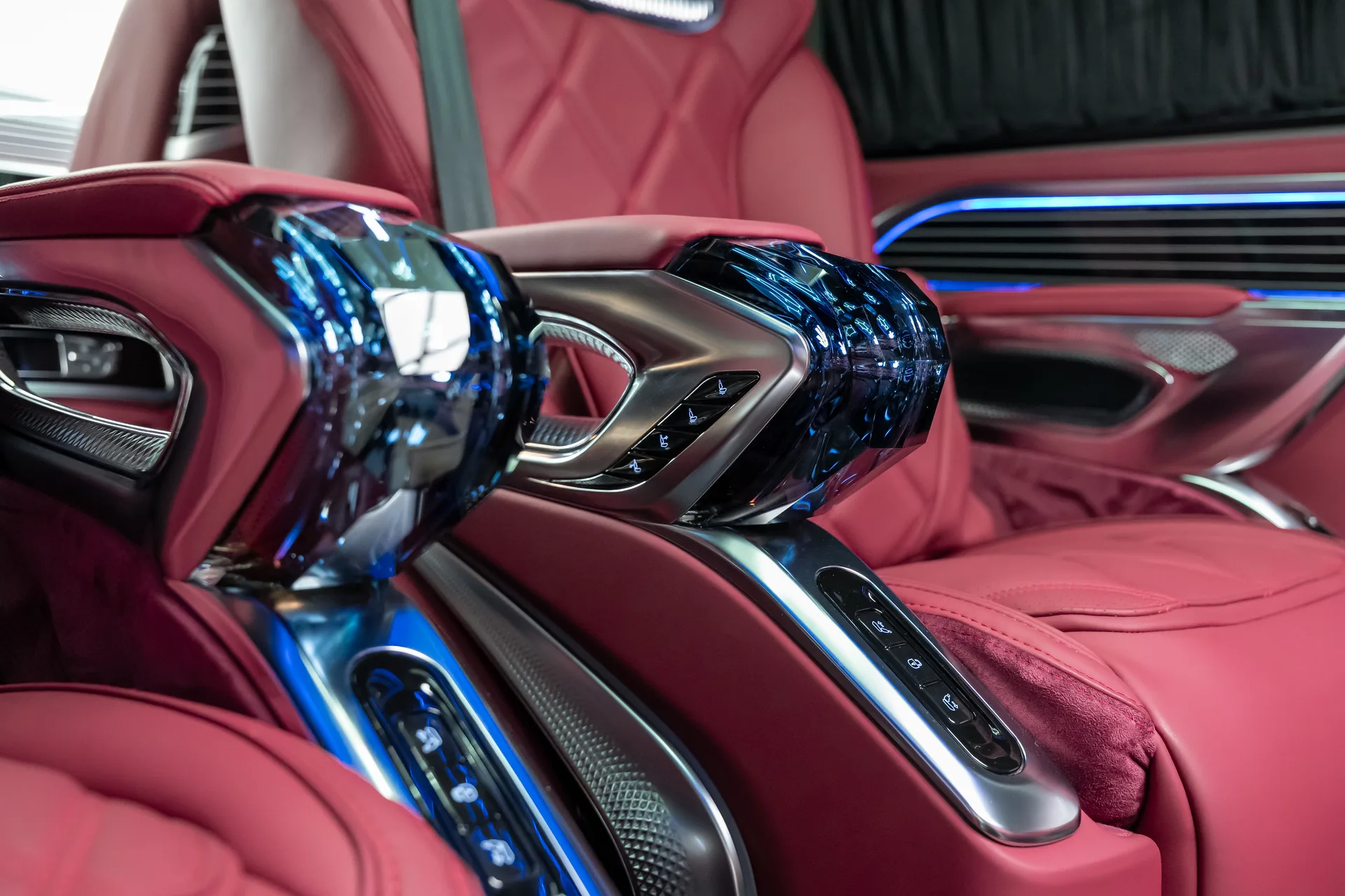 Mercedes-Benz V 300 d 4MATIC Crystal Edition Bordo by Franken Autodesign · 15