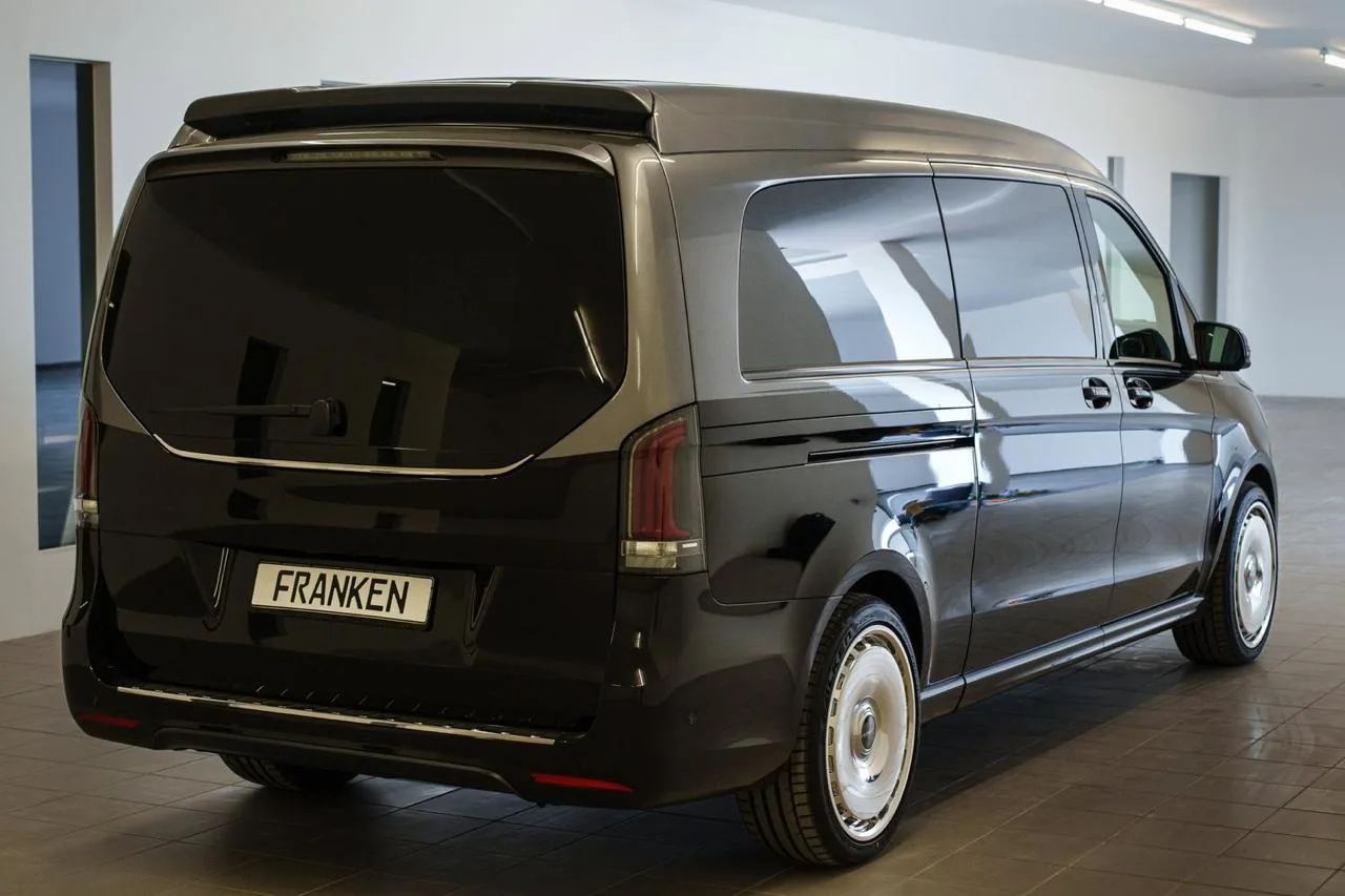 Mercedes-Benz V 300 d 4MATIC extralang Royal Lux Tiffany by Franken Autodesign · 5