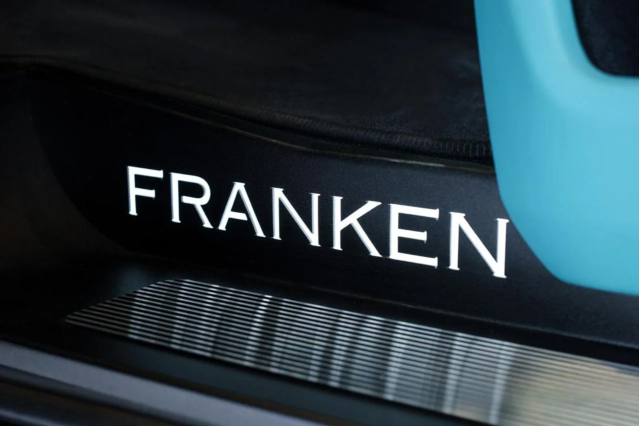 Mercedes-Benz V 300 d 4MATIC extralang Royal Lux Tiffany by Franken Autodesign · 23