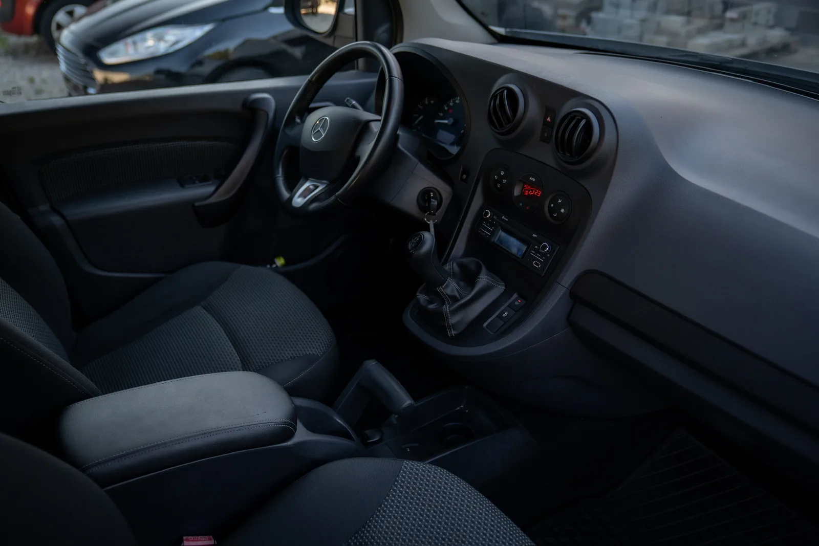 Mercedes-Benz Citan 109 CDI passenger van · First owner · Service book · Only 45,260 km · Climate control · 20