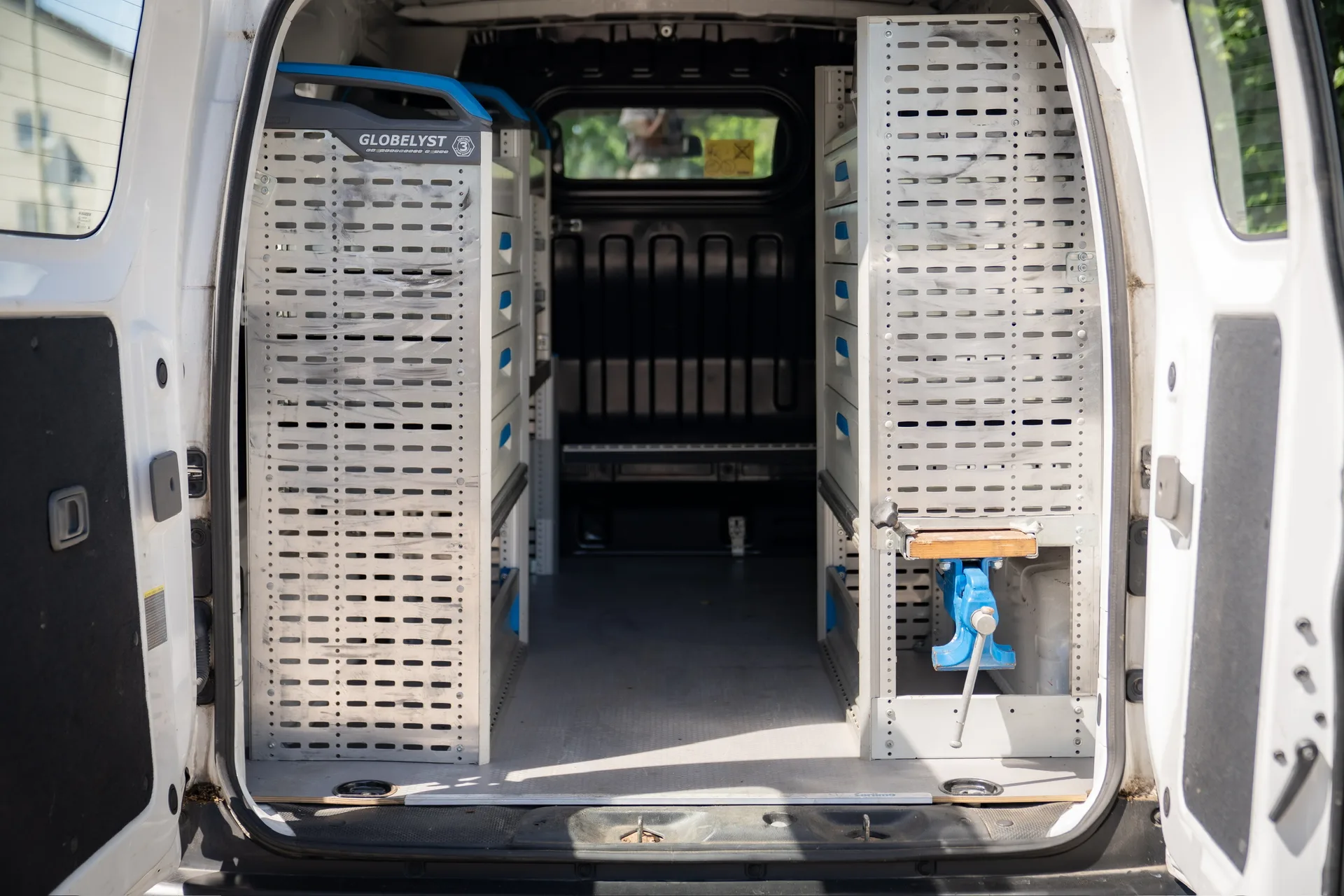 Nissan NV200 1.5 dCi · Camera · Tow bar · 11