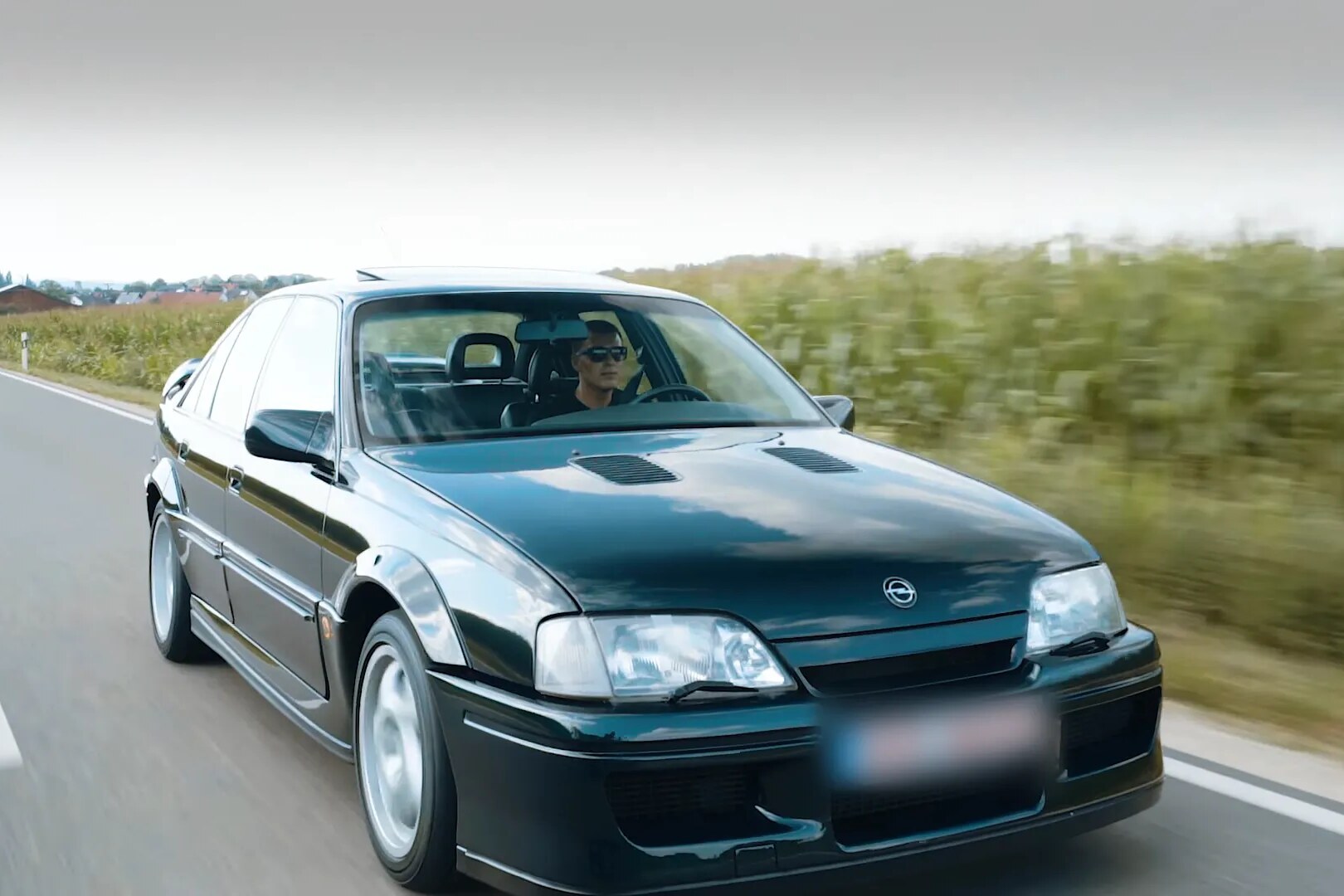 Opel Lotus Omega 3.6 Biturbo · 377 hp · No. 0571 of 950 · 6-speed manual · 2 owners · Service book