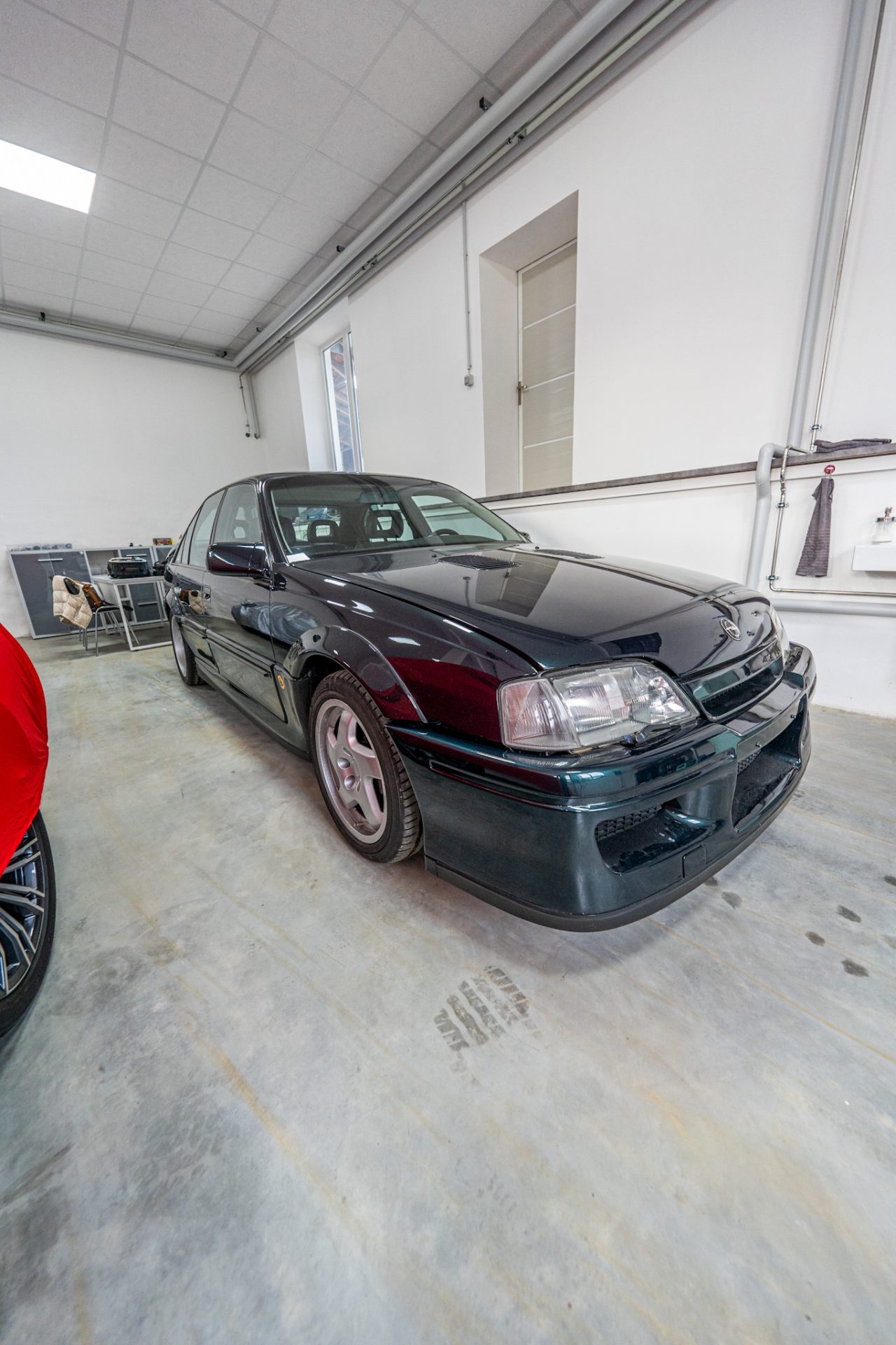 Opel Lotus Omega 3.6 Biturbo · 377 PS · Nr. 0571 von 950 · 6-Gang-Schaltgetriebe · 2 Halter · Serviceheft