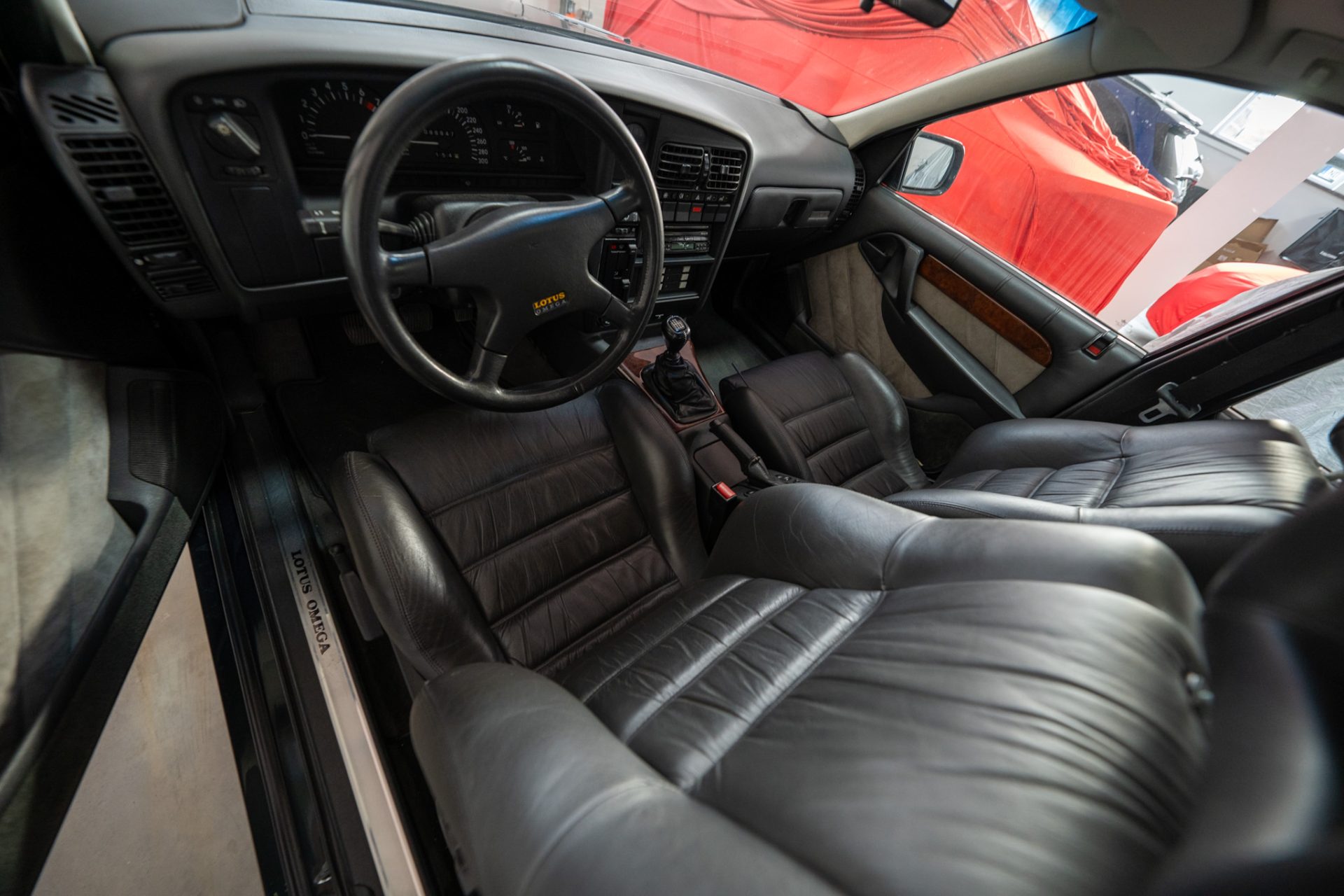 Opel Lotus Omega 3.6 Biturbo · 377 hp · No. 0571 of 950 · 6-speed manual · 2 owners · Service book · 10