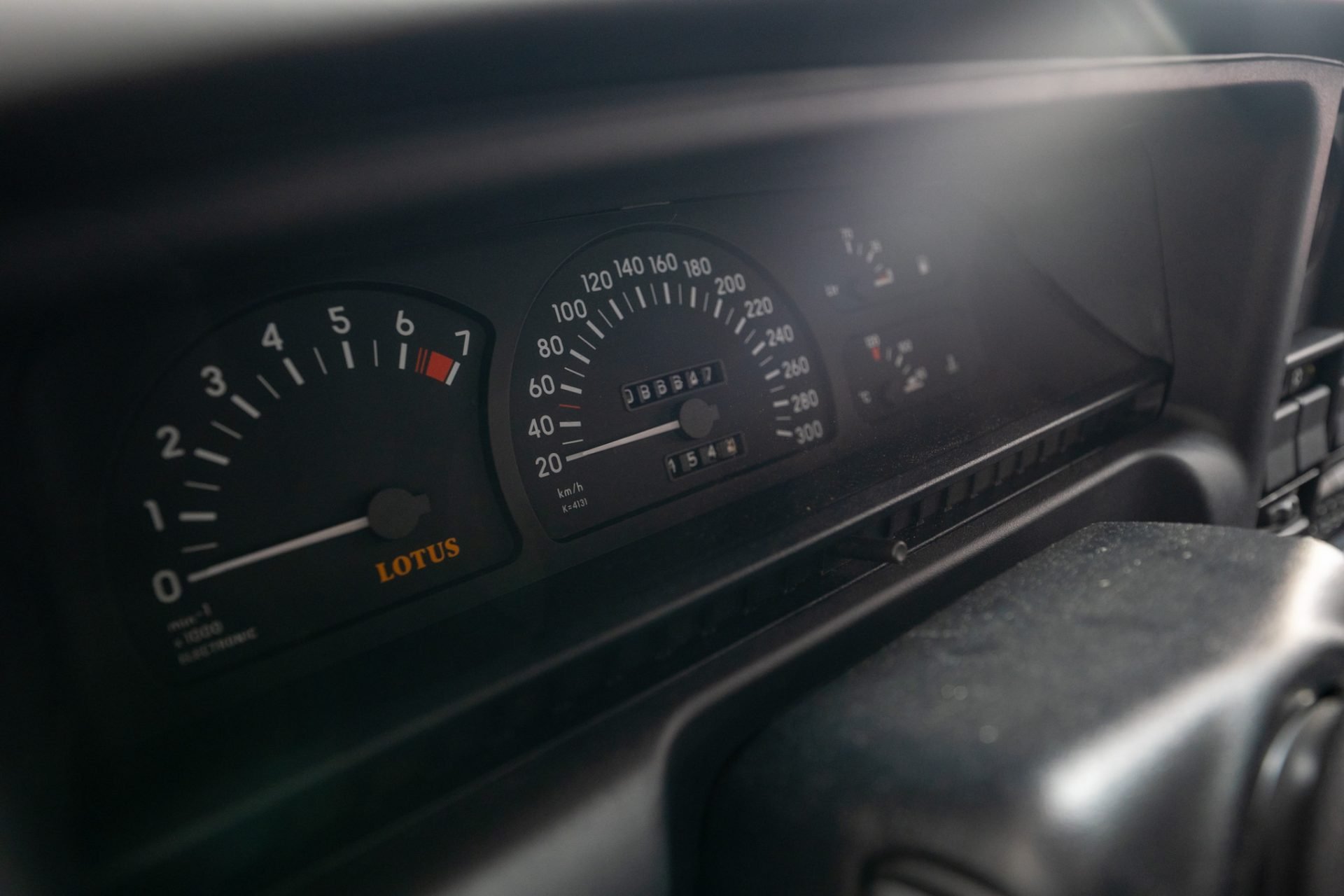 Opel Lotus Omega 3.6 Biturbo · 377 hp · No. 0571 of 950 · 6-speed manual · 2 owners · Service book · 12