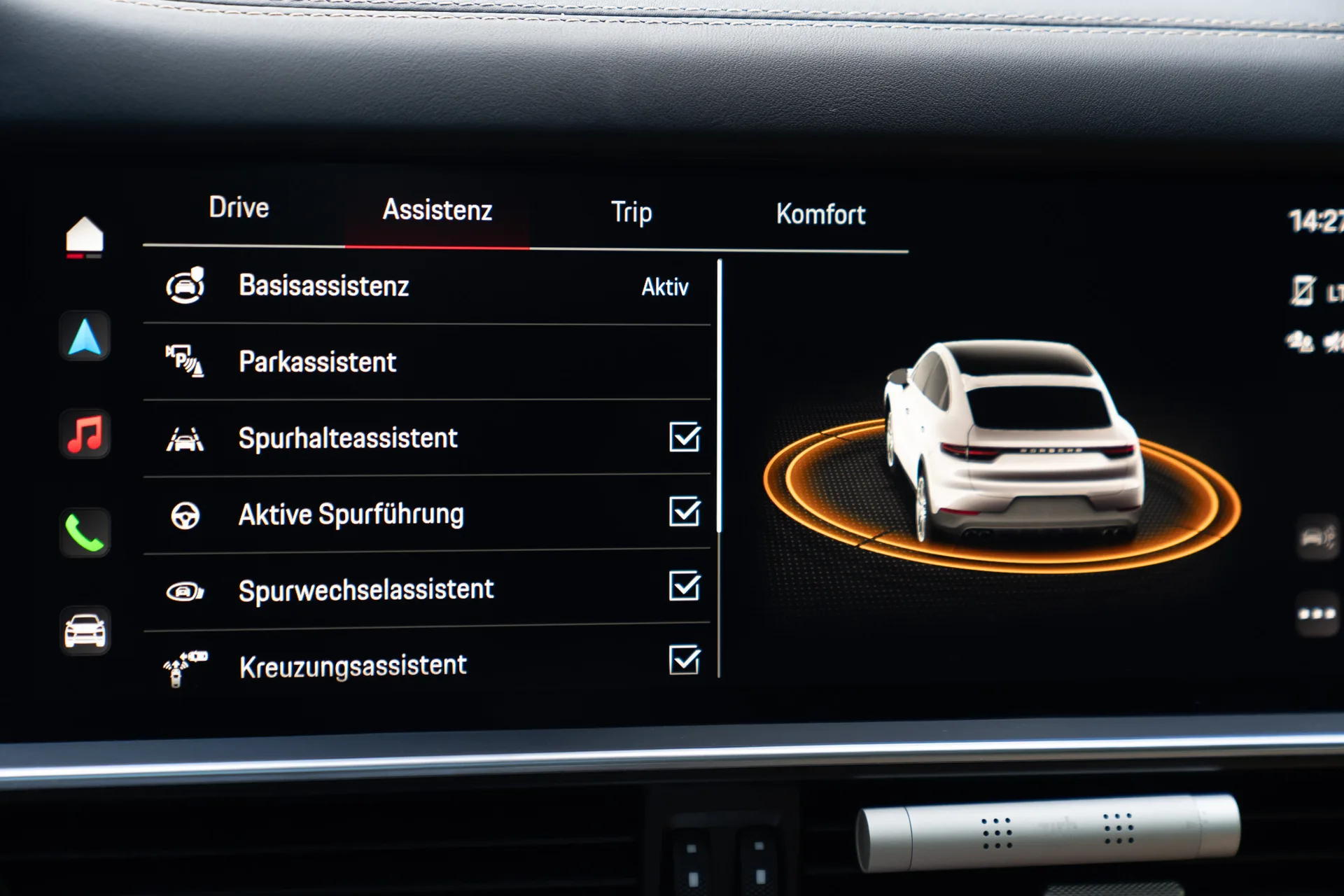 Porsche Cayenne S Coupé Platinum Edition · 440 hp · Air suspension · Rear-axle steering · Head-up · 22-inch · 31