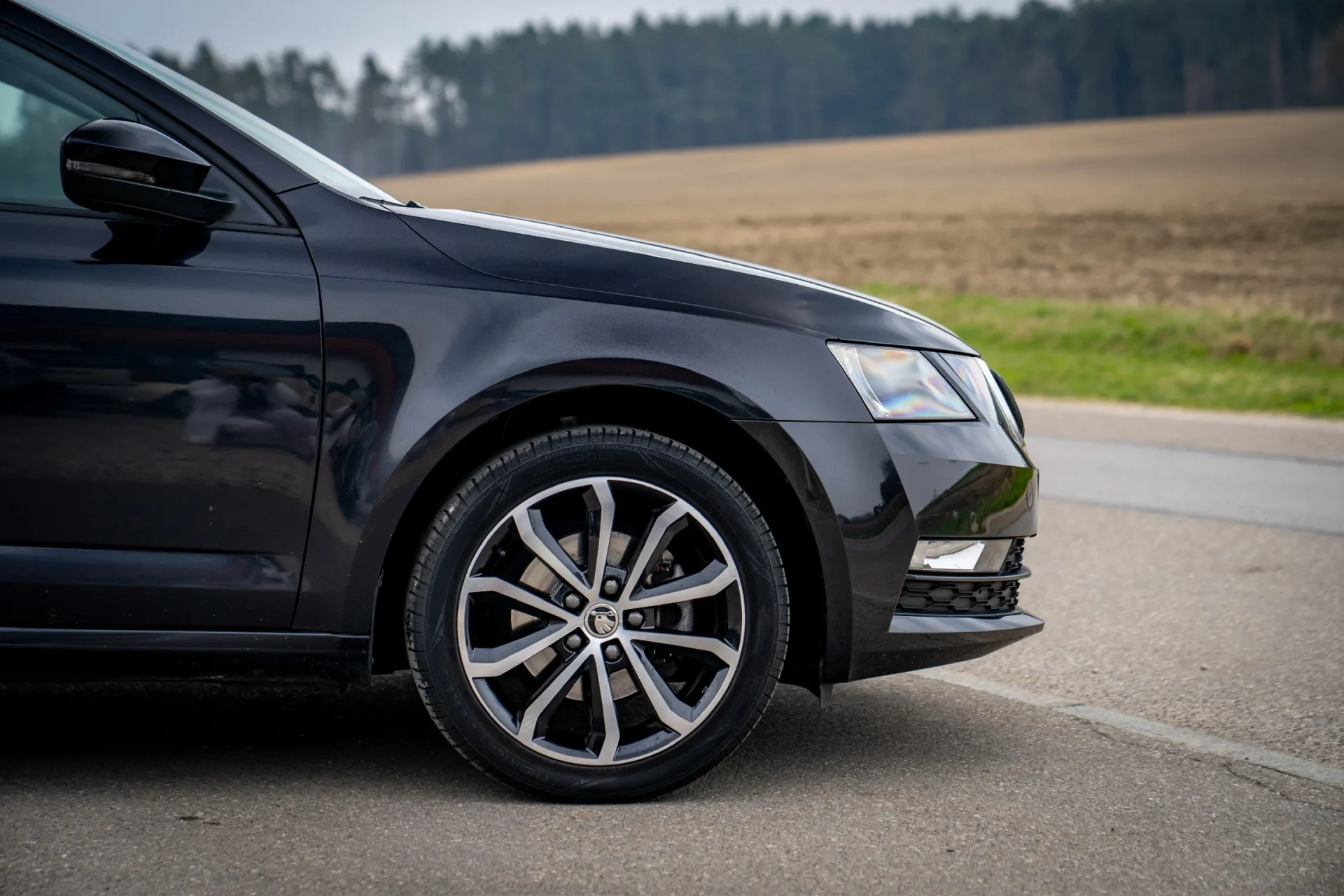 Škoda Octavia Combi 1.5 TGI DSG · Natural gas (CNG) · New HU until 03/2028 · No repaints · ACC · 10
