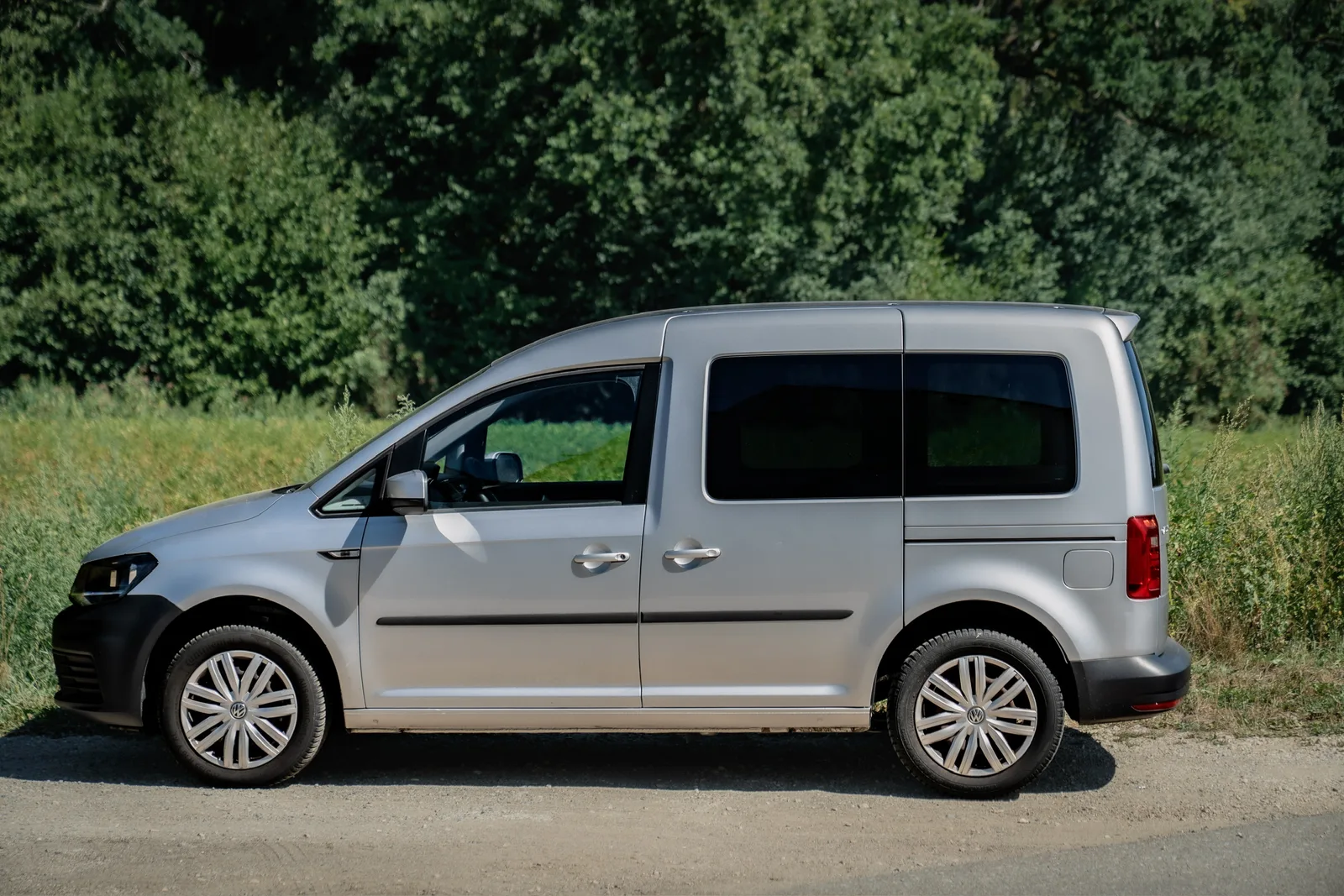 Volkswagen Caddy пассажирский Trend 1.4 TSI · Один владелец · Автономный отопитель · Климат-контроль · Сервисная книжка · 4