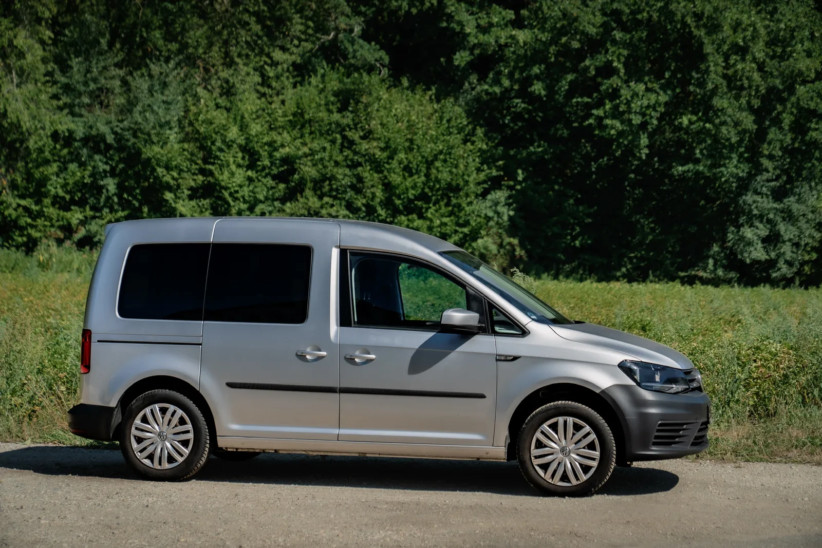 Volkswagen Caddy пассажирский Trend 1.4 TSI · Один владелец · Автономный отопитель · Климат-контроль · Сервисная книжка · 5