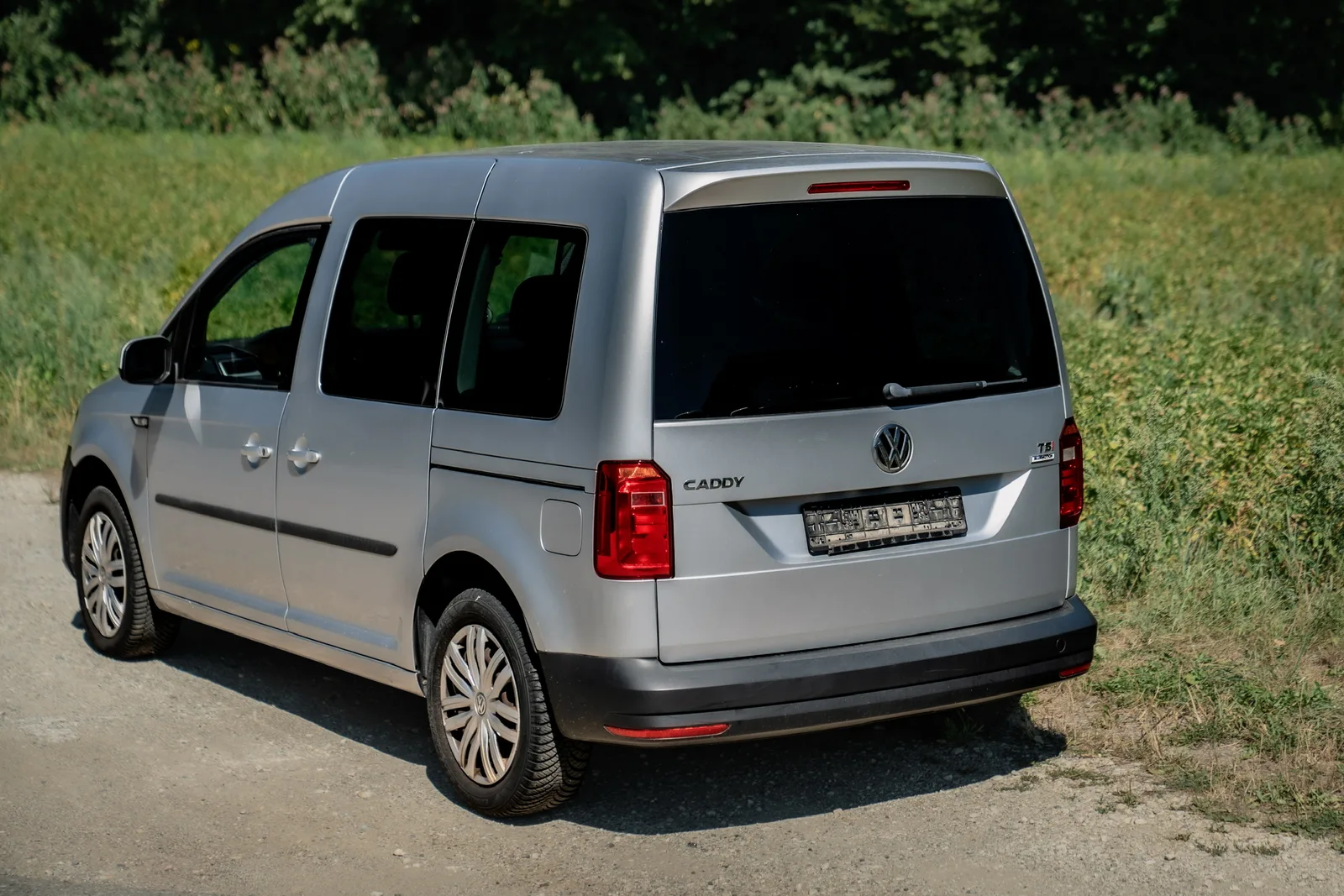 Volkswagen Caddy пассажирский Trend 1.4 TSI · Один владелец · Автономный отопитель · Климат-контроль · Сервисная книжка · 6