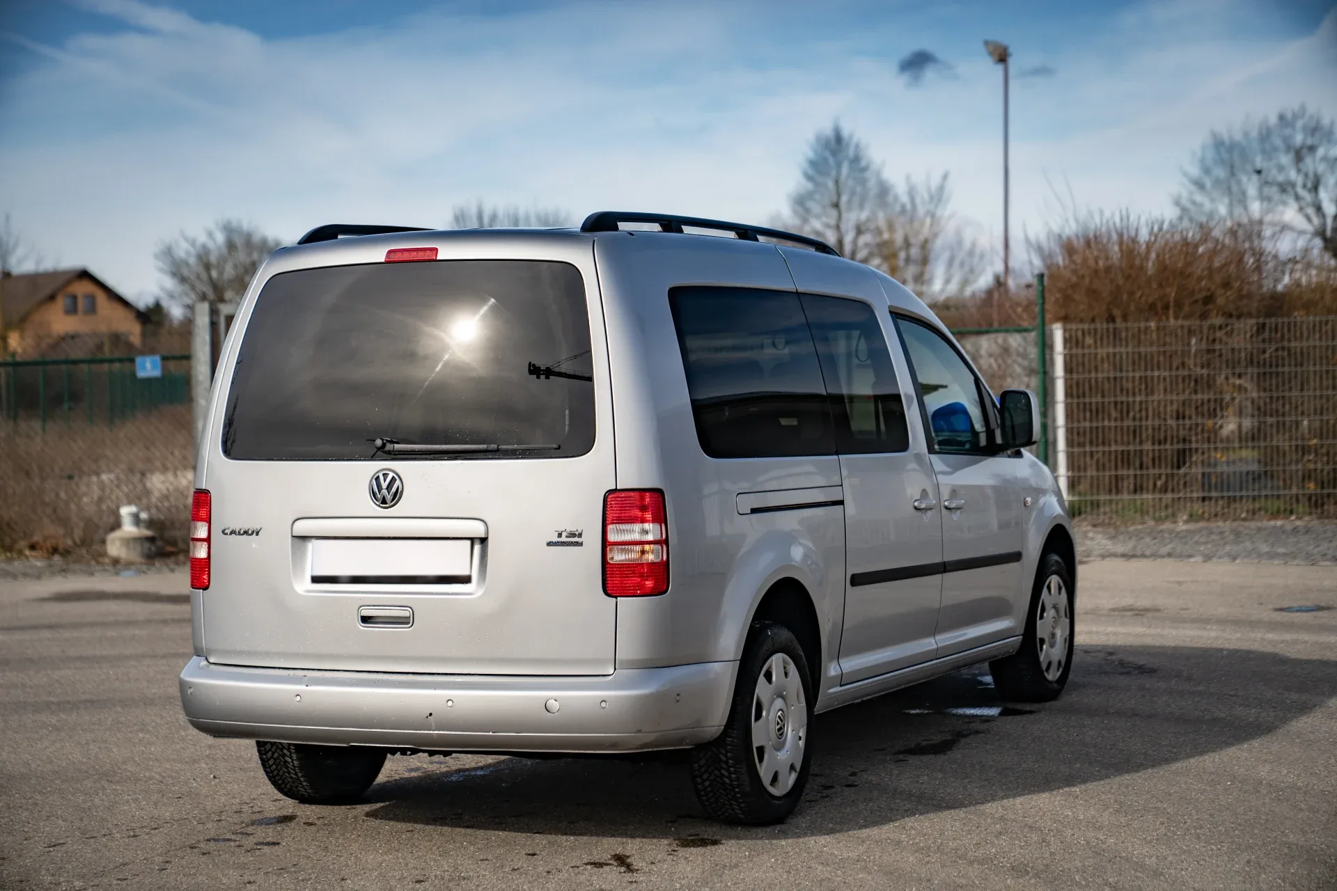 Volkswagen Caddy Maxi 1.2 TSI petrol · First owner · New HU until 02/2028 · Webasto parking heater · Air conditioning · 7