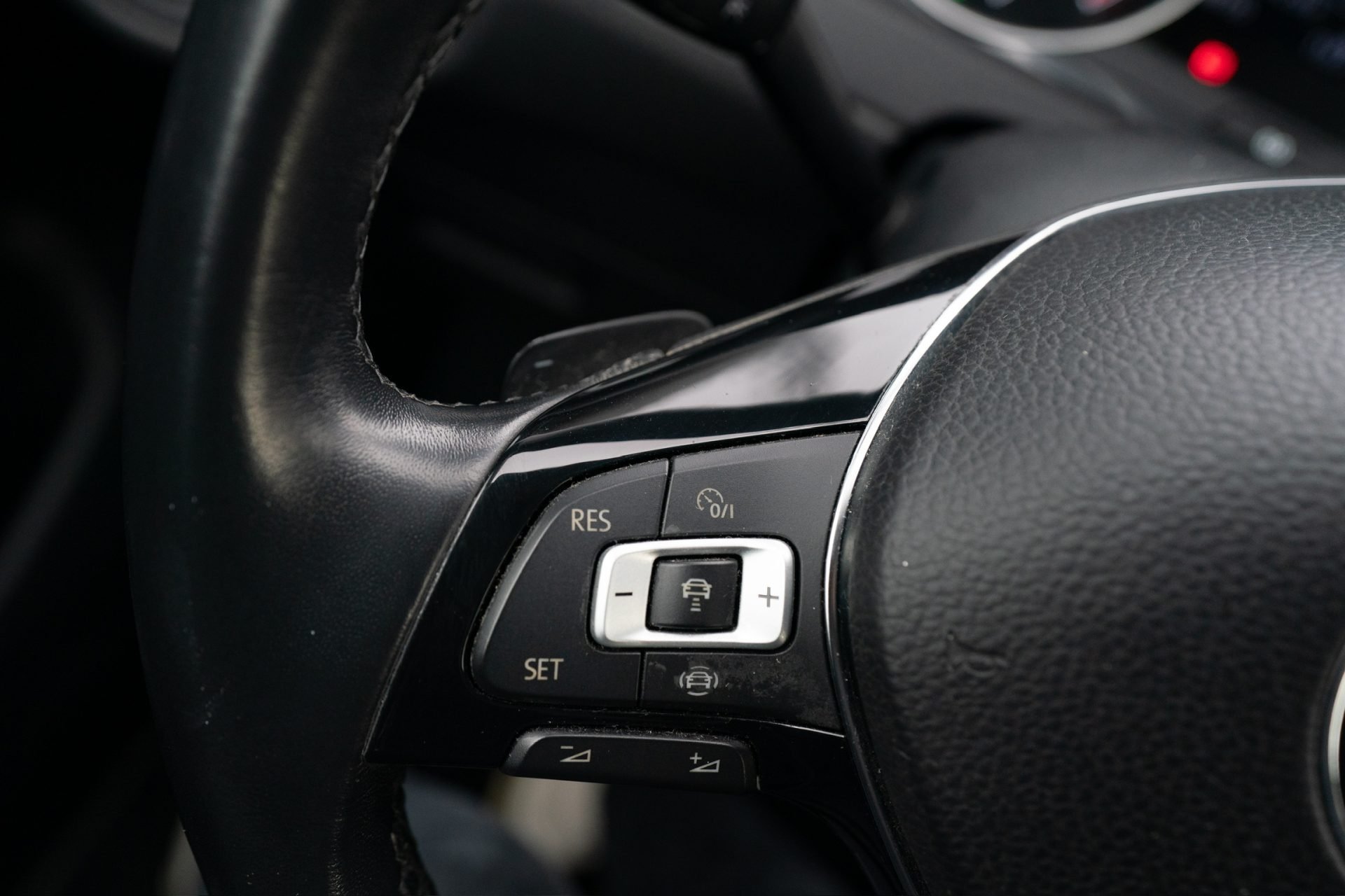 Volkswagen Golf 1.5 TGI · ACC · Auxiliary heater · 24
