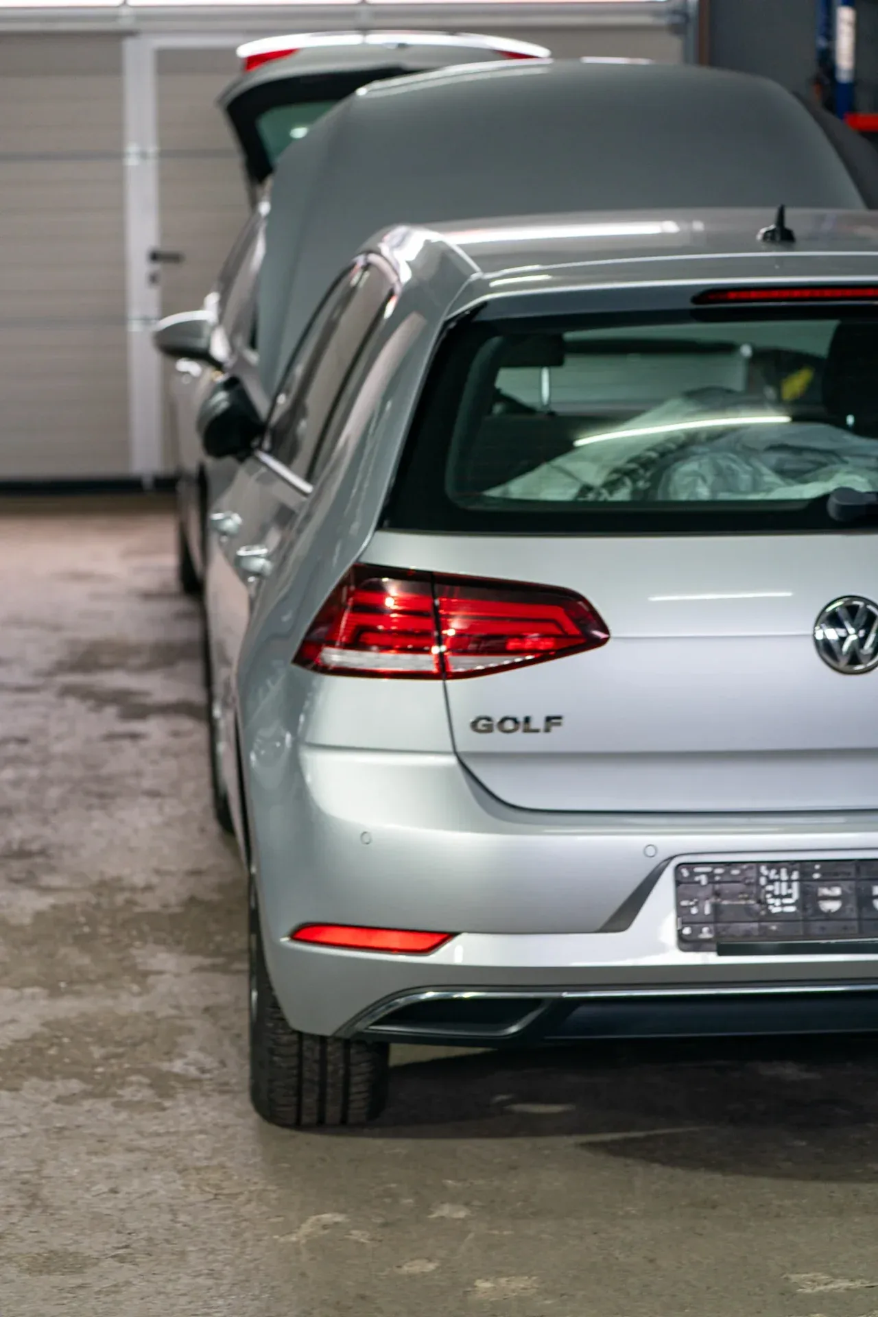 Volkswagen Golf 1.5 TGI · ACC · Auxiliary heater · 27